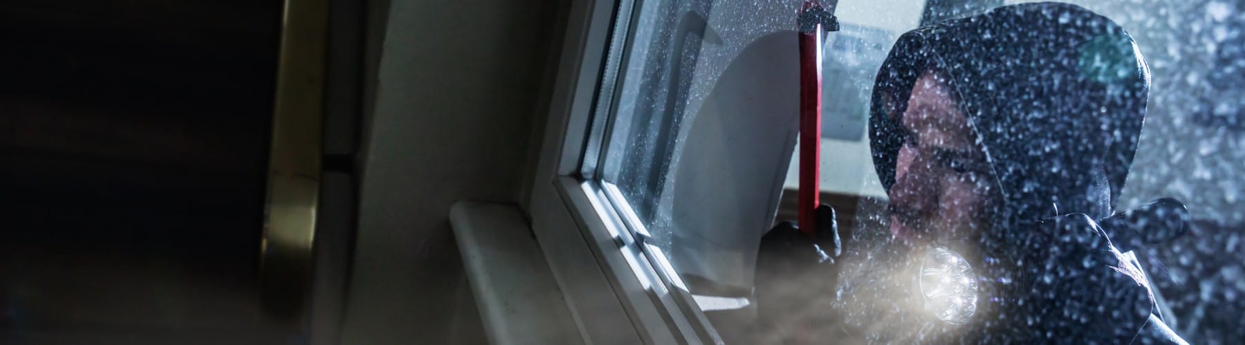 Einbruchschutz im Winter: Jetzt gegen Diebe absichern!