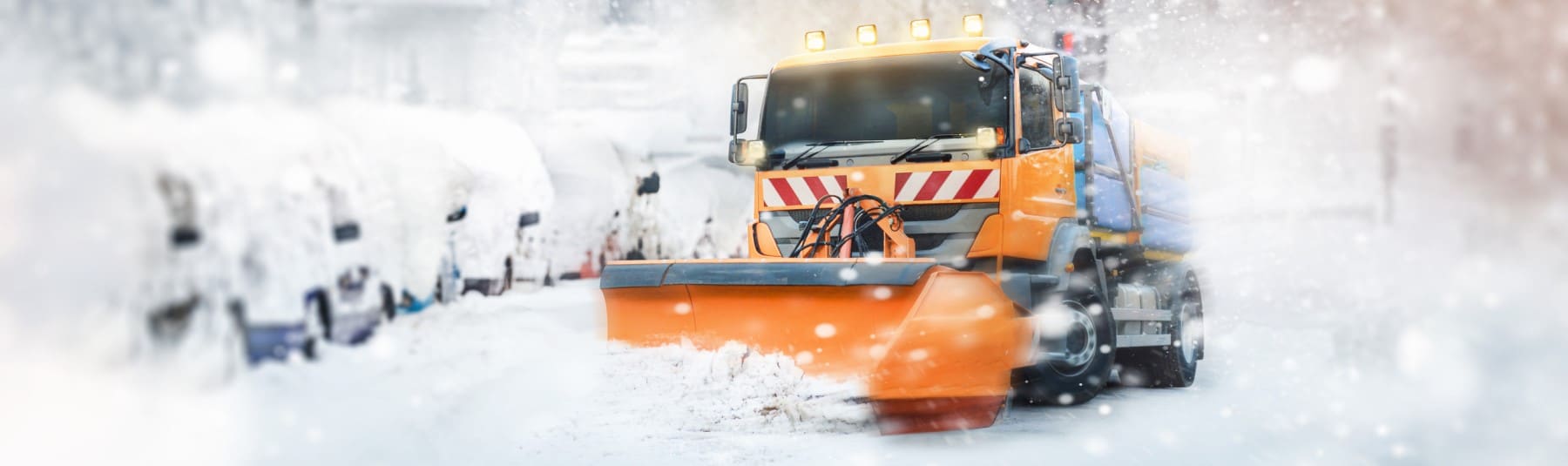 Jetzt betrieblichen Winterdienst organisieren: Die Pflichten von Unternehmen und Einrichtungen Jetzt betrieblichen Winterdienst organisieren: Die Pflichten von Unternehmen und Einrichtungen